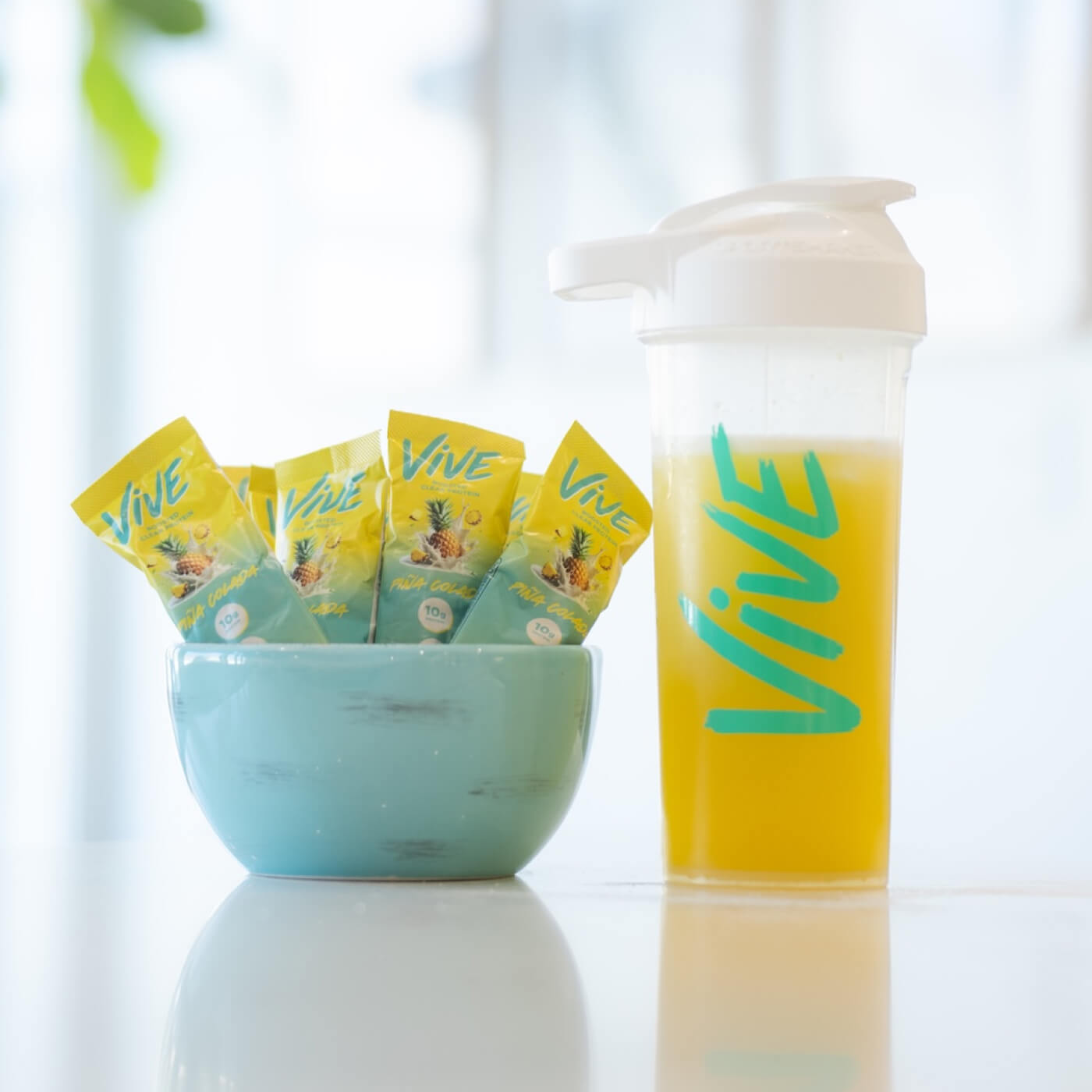 VIVE ENERGY + CLEAR PROTEIN SAMPLERS (10 PACKS)